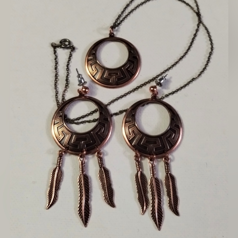Vtg Solid Copper Dreamcatcher Dangle Feather Neck… - image 2